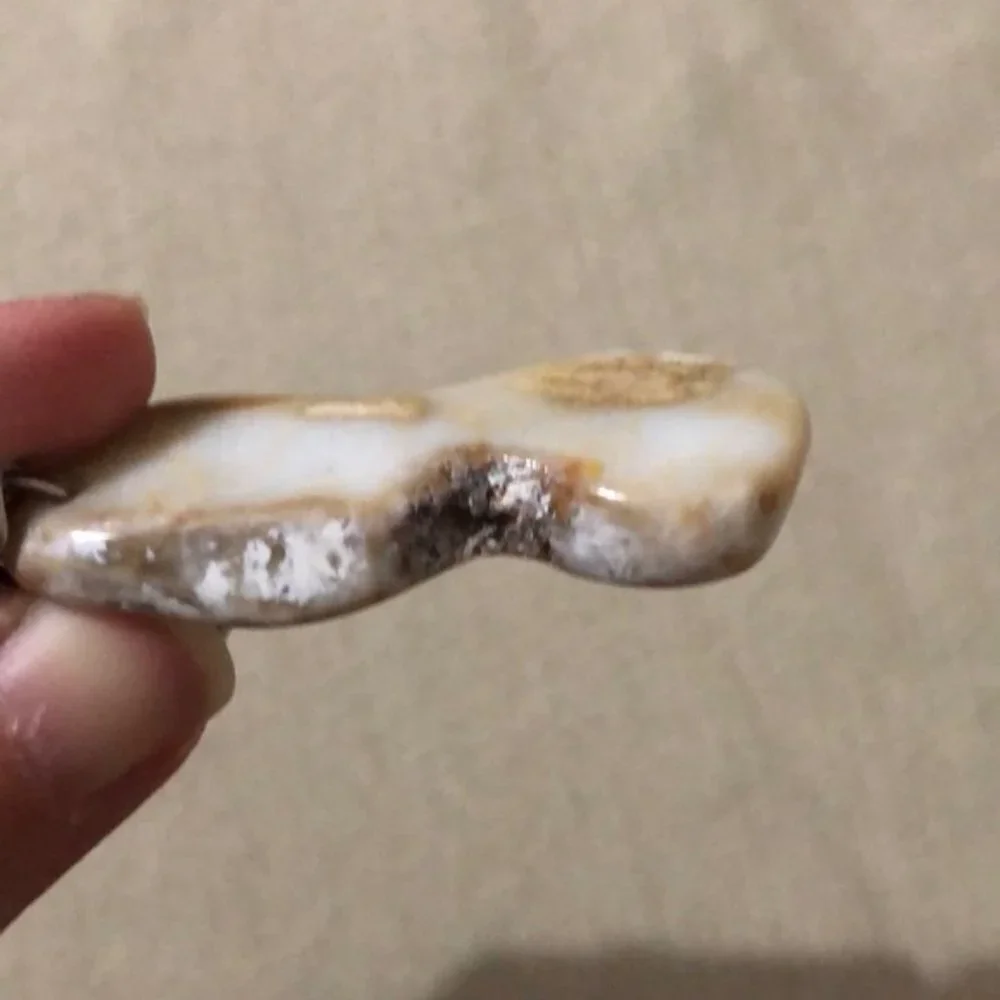Rough Cut Chalcedony Agate Keychain